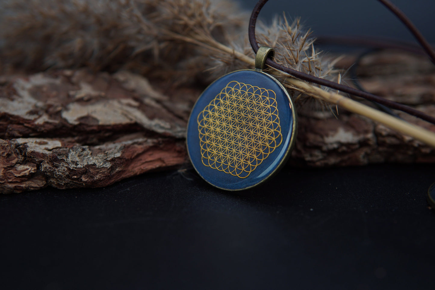 Flower of Life Orgonite Amulet – Talisman for Women – Blue Bronze Design