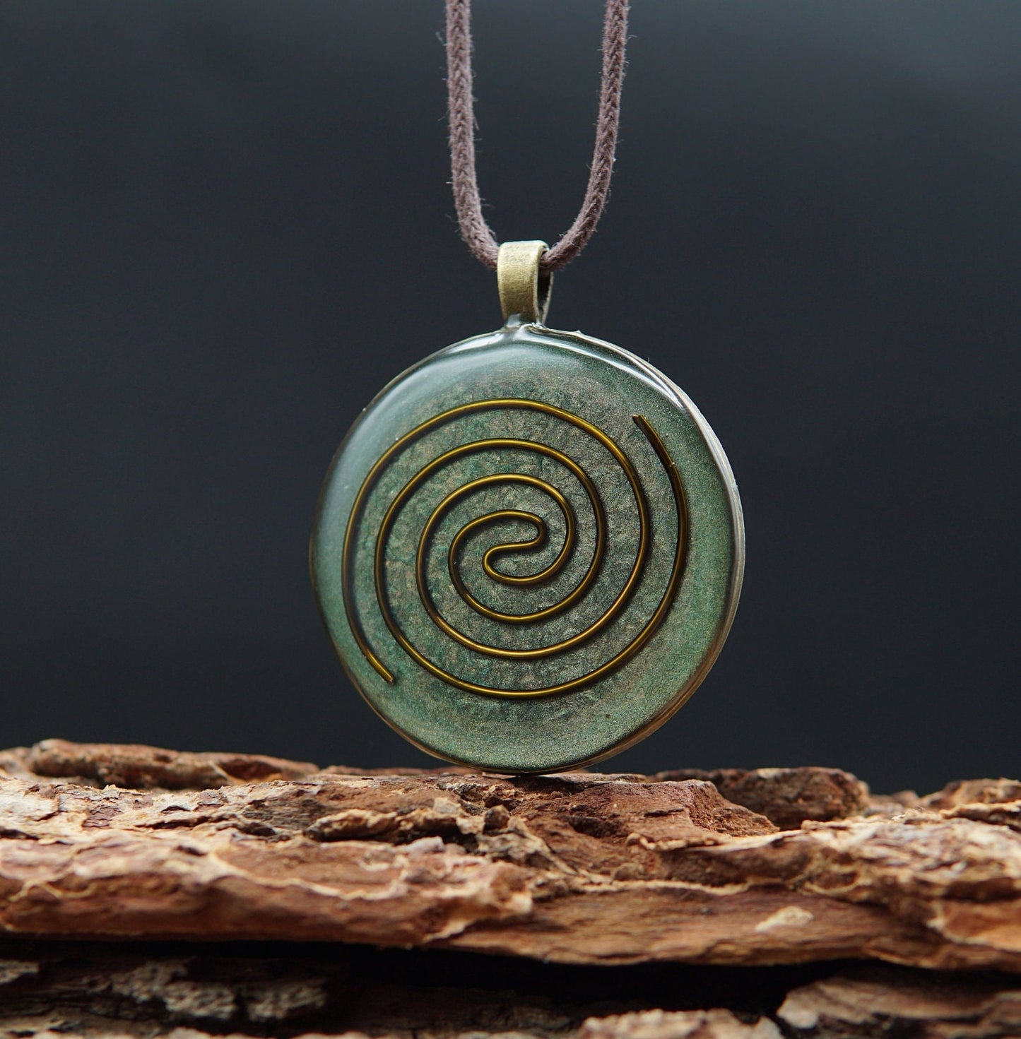 Kosmische Spirale Orgonit Amulett – Heilende Energie & Schutz mit Heiliger Geometrie