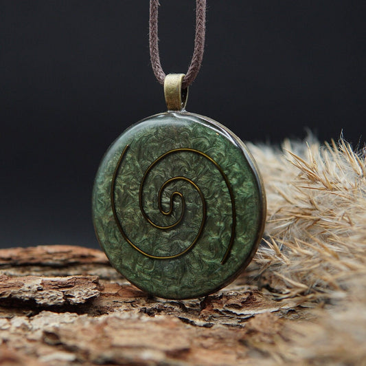 Cosmic Spiral Orgonite Amulet – Anahata Chakra, Nature & Protection Energy Pendant