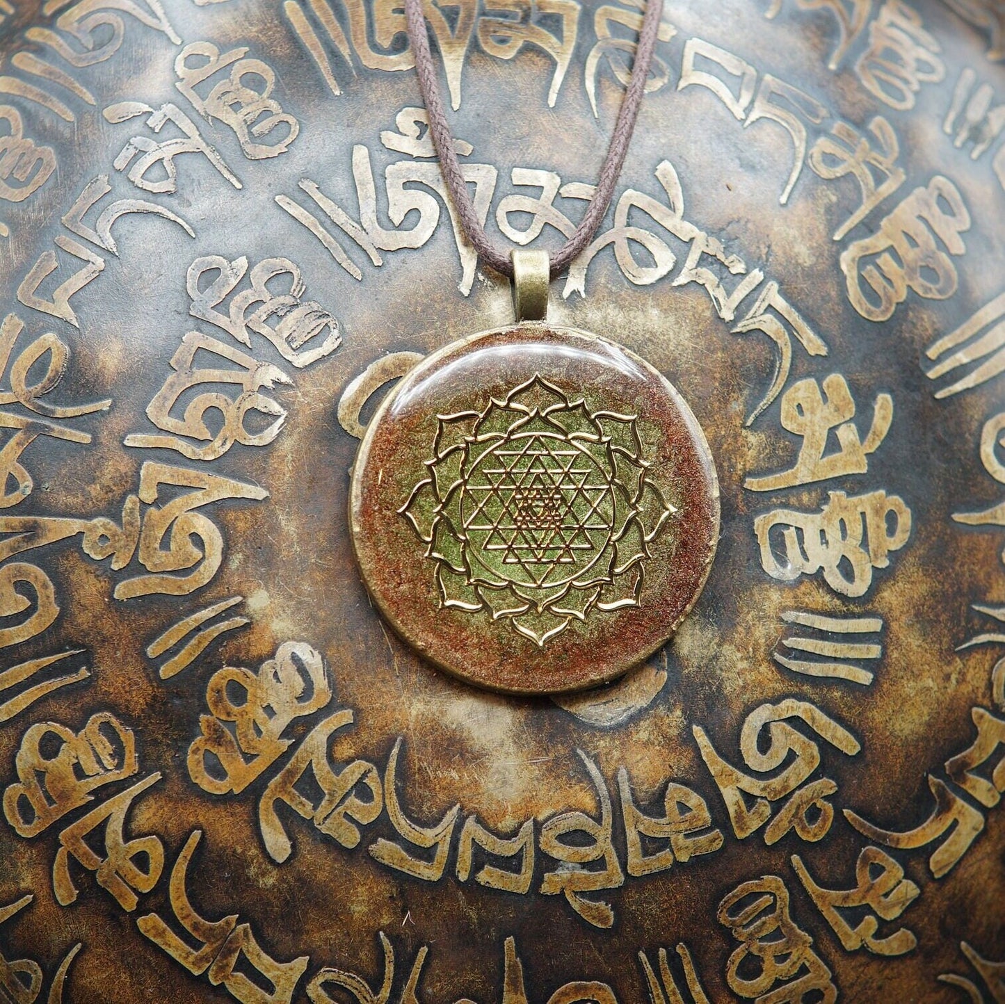 Sri Yantra Orgonit Amulett – Feng Shui Schutz & Energie Talisman