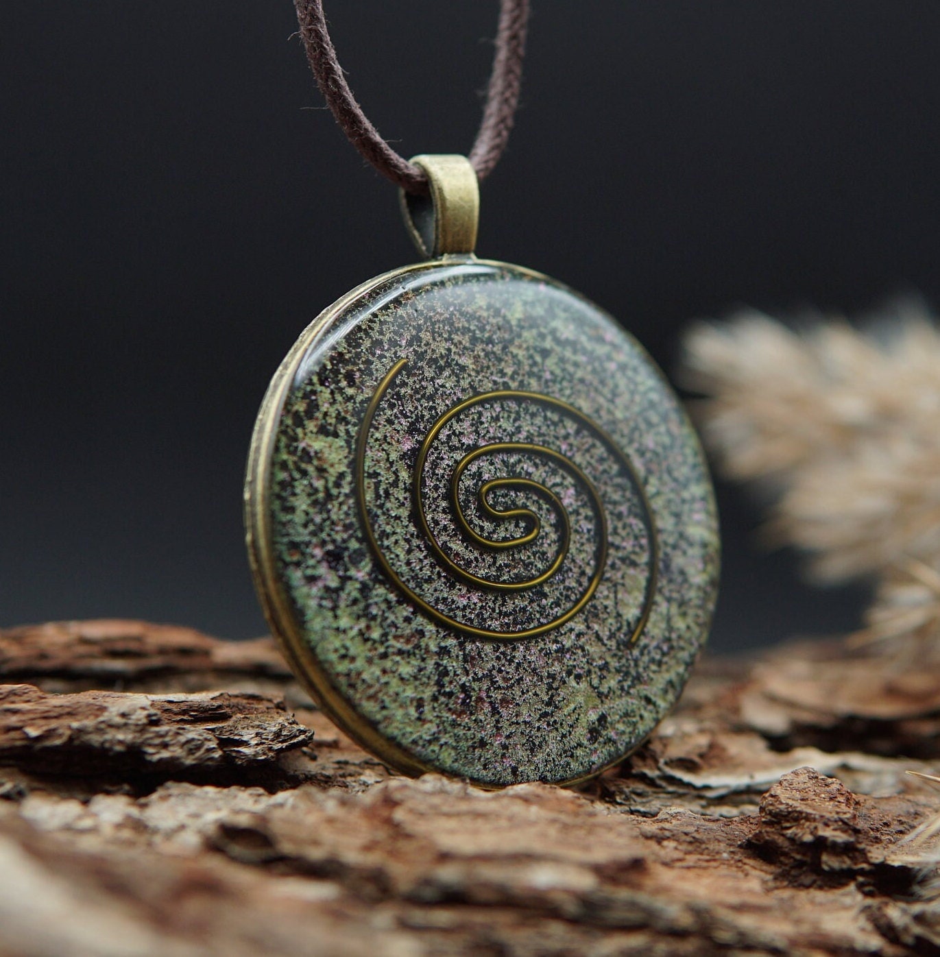 Cosmic Spiral Orgonite – Natural Power & Inner Harmony Energy Pendant