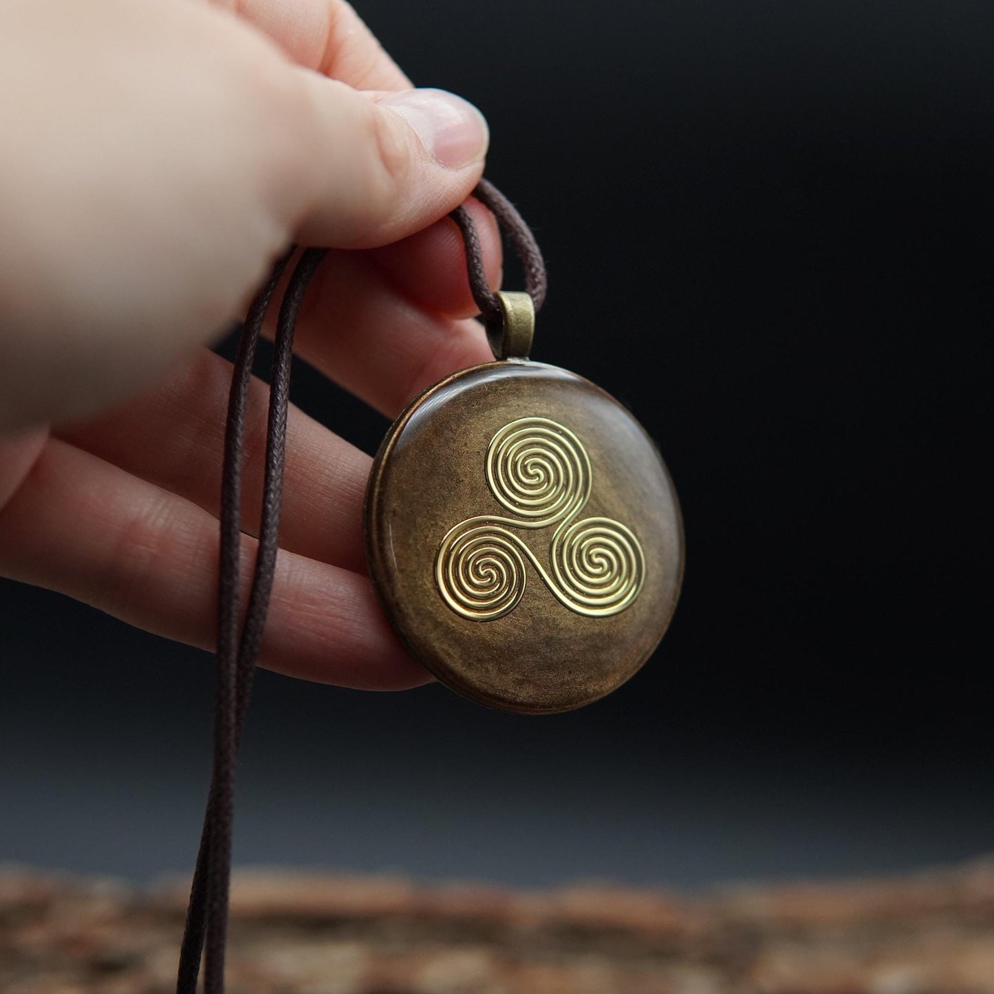 Vishuddha Chakra Orgonit – Blume des Lebens Talisman für klare Kommunikation