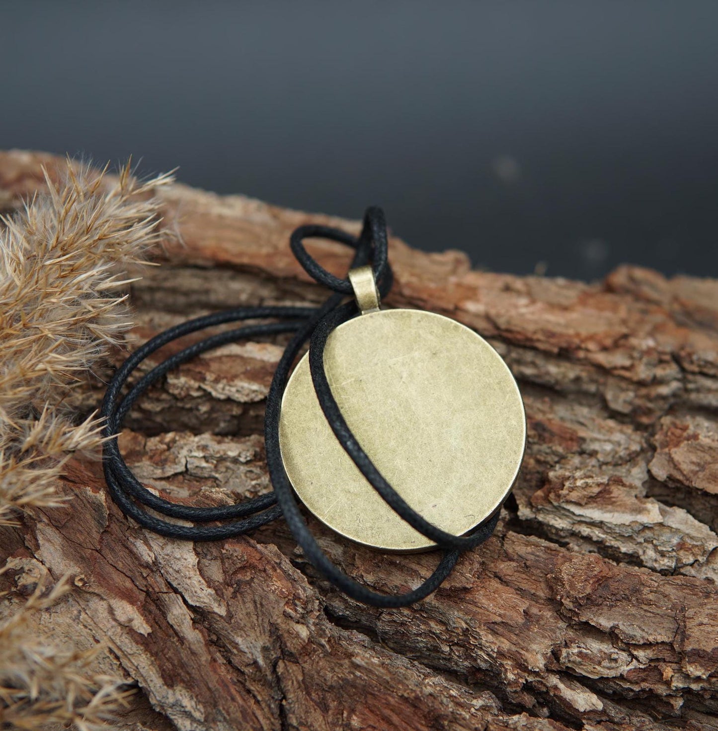 Triskele Orgonit Amulett – Prana Chi Keltischer Talisman in Bordeaux