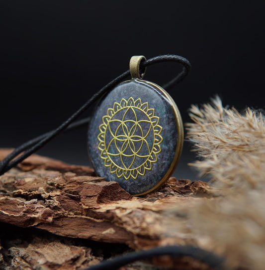 Seed of Life Orgonite Pendant – Harmony & Unity Unisex Gift