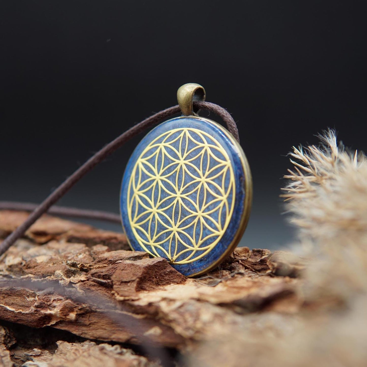 Flower of Life Orgonite Pendant – Blue Unisex Gift with Sacred Geometry