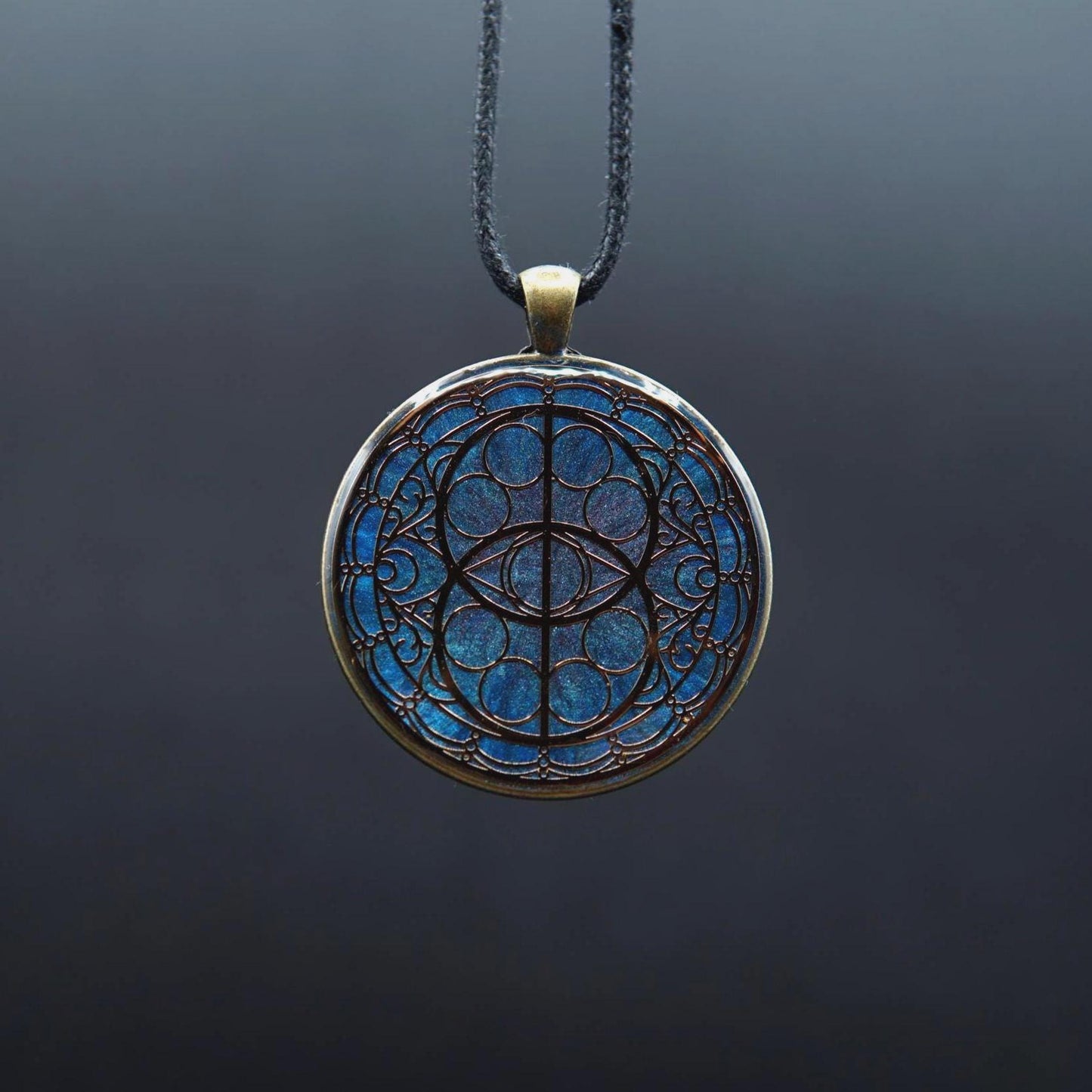 Orgonit Amulett – Schutzamulett mit heiliger Geometrie & Edelsteinen