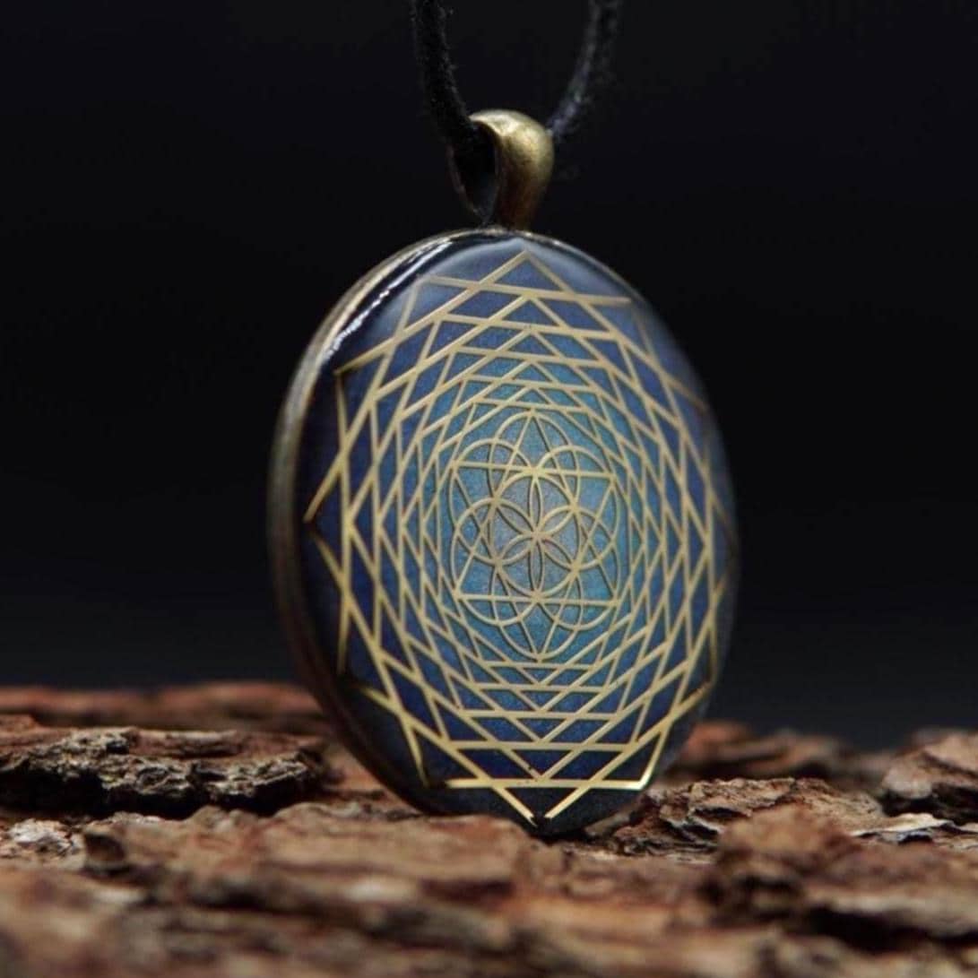 Energy amulet made of orgonite – handmade unique piece with strong protective effect