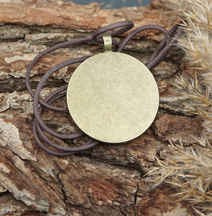 Keltisches Triskele Orgonit Amulett – Prana Chi Energie in Braun