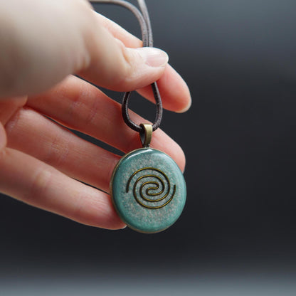 Orgonite Pendant – Cosmic Spiral for Lightwork, Prana &amp; Protection (Green Bronze)