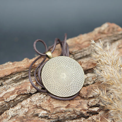 Orgonite Amulet Chakra Harmony – Cosmic Spiral Energy Pendant – Lightwork &amp; Feng Shui Protection