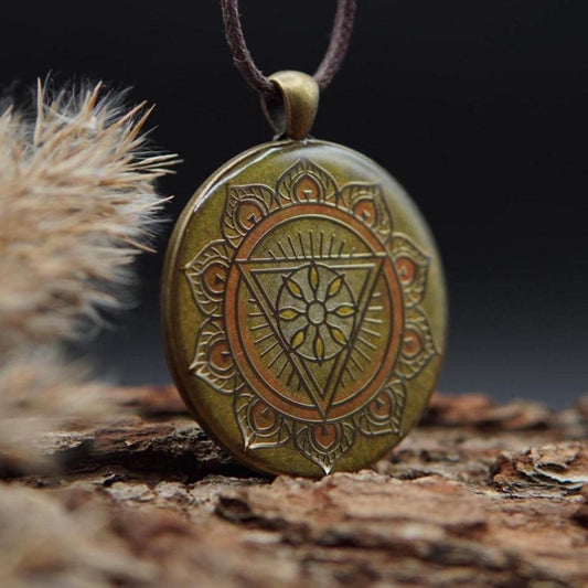 Solarplexus Chakra Orgonit – Energieamulett für Stärke & Selbstbewusstsein